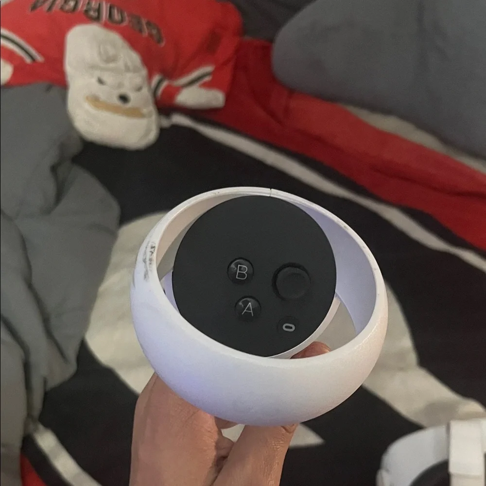 Advanced VR Headset and Controllers - White